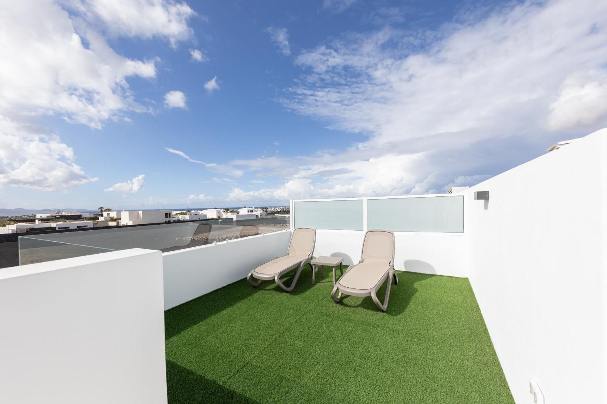 Serena Holiday Homes By Livvo Playa Blanca  Exterior foto