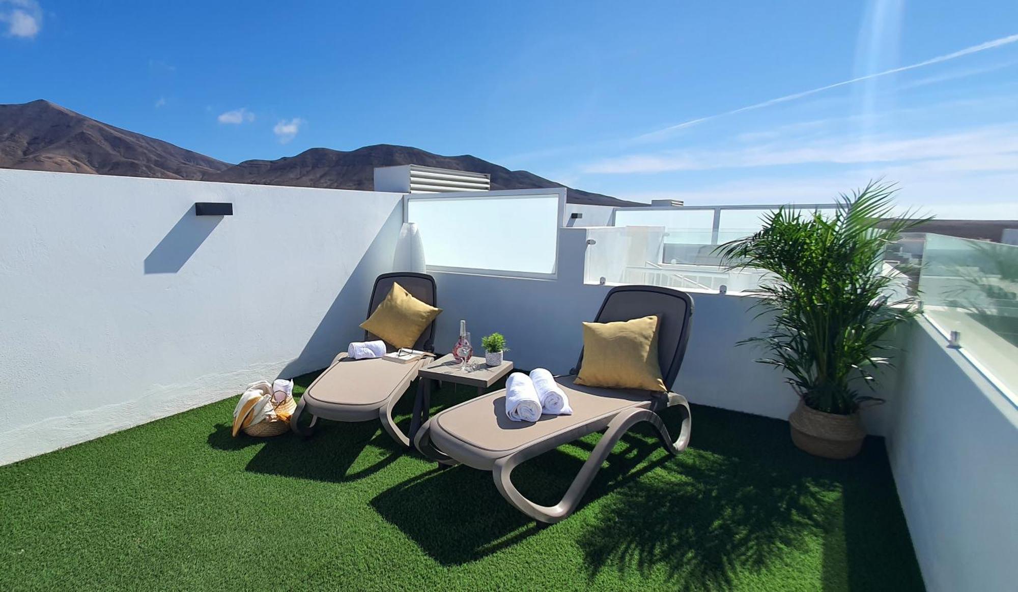 Serena Holiday Homes By Livvo Playa Blanca  Exterior foto